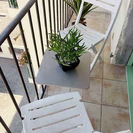 Triplex Vue Mer Montagne Belle Terrasse. Nice