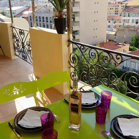 Triplex Vue Mer Montagne Belle Terrasse. *